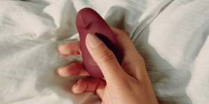 Peep tips: Review Pom vibrator